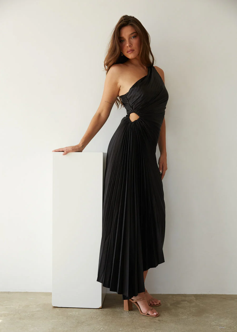 Olivia Elegant Dress