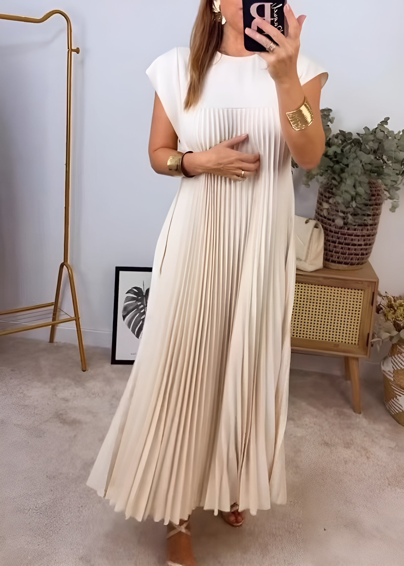 Simone | Elegant Lightweight Pleated Dress