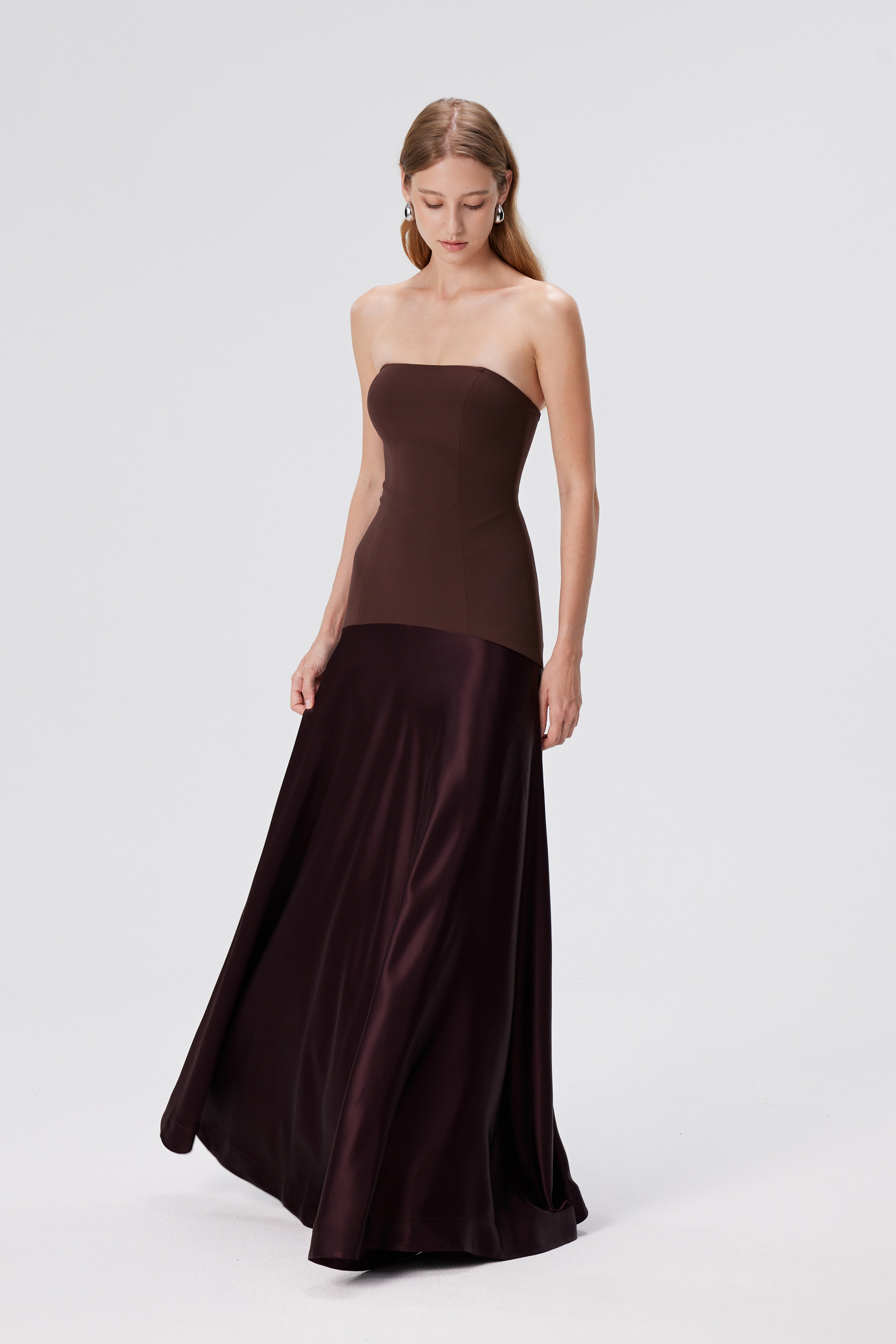 Lunaria | Sophisticated Contour Dress