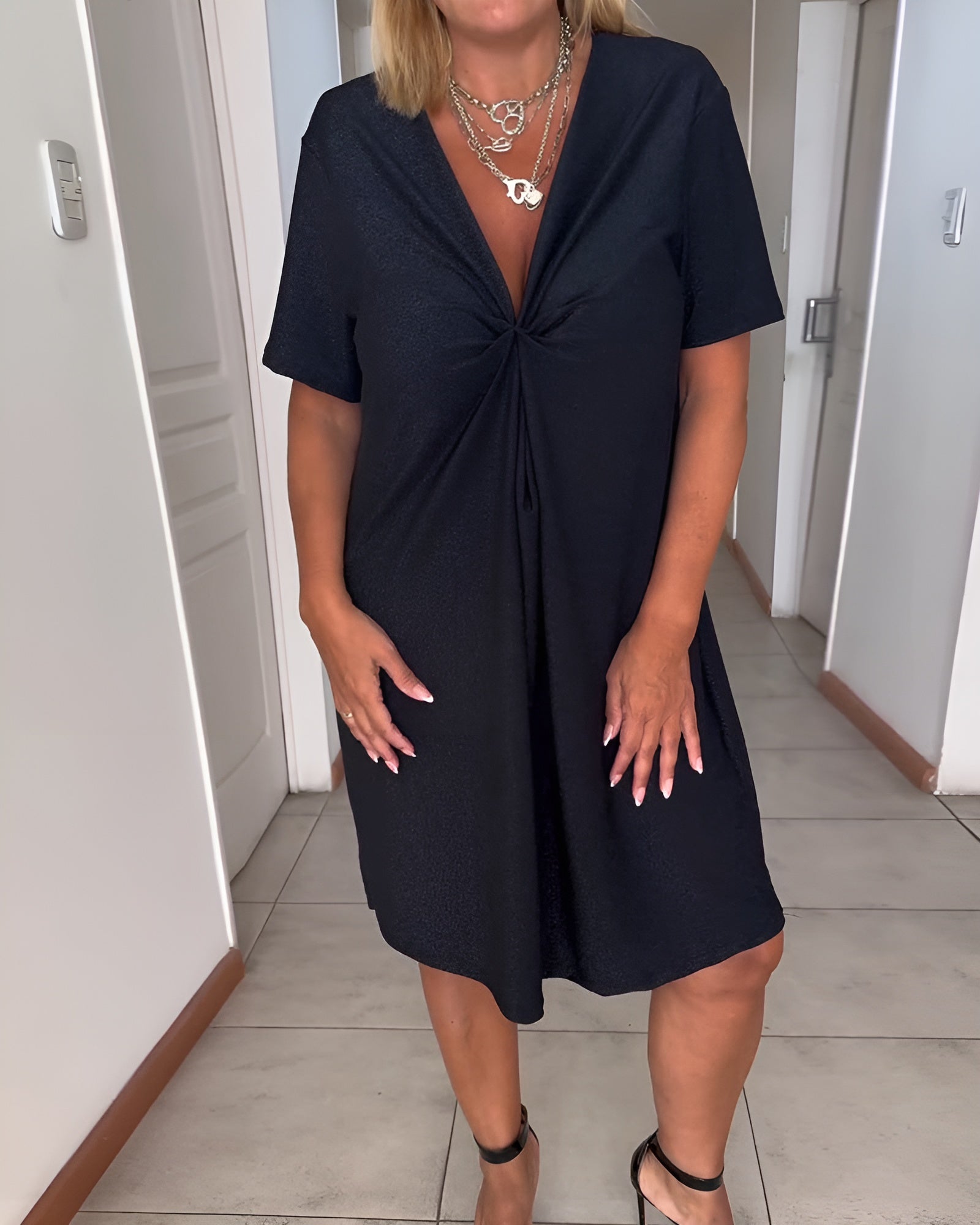 Laurence | Chic V-Neck Gathered Dress