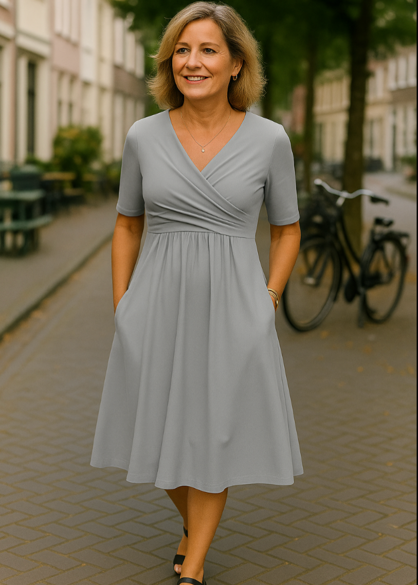 Victoria Elegance Dress