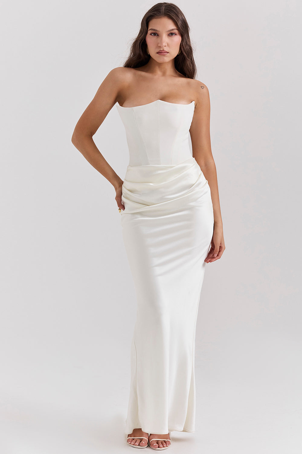 Carina - Chic Maxi Dress